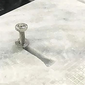 Vacuum-brazed diamond bit for efficient drilling and cutting in hard materials.